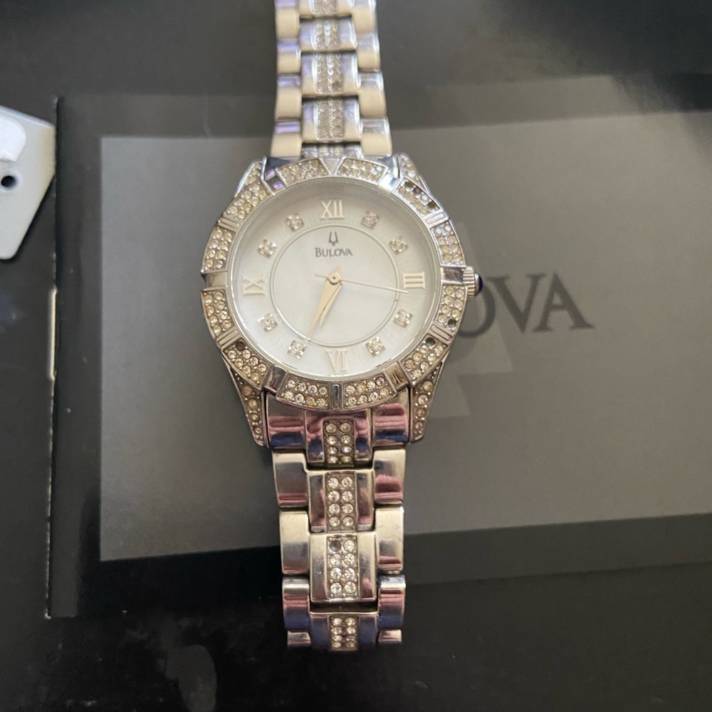 Women’s Bulova crystal watch. Used but gorgeous. Will need battery. - Picture 4 of 8